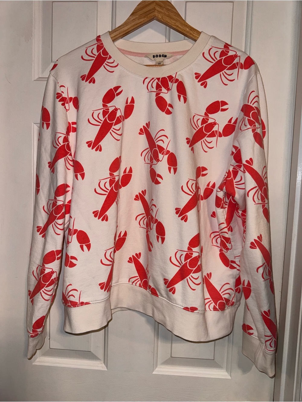 Boden Women's Off White Ref Lobster Print Sweatshirt. Size Large - Picture 3 of 15